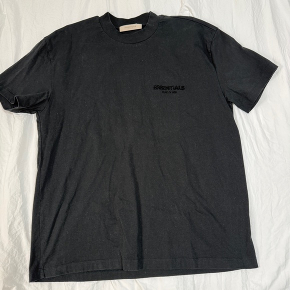 FOG Essentials tee - Picture 2 of 3